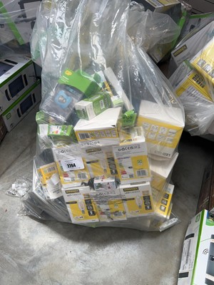Lot 2264 - Bag containing various LED lightbulbs and...