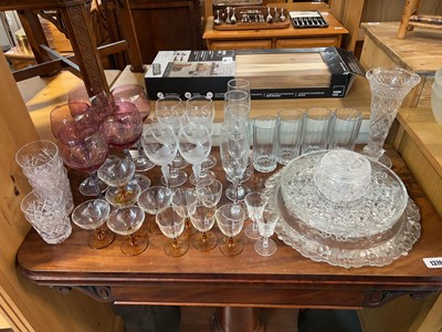 Lot 1017 - Assorted crystal and cut glass incl. Waterford...