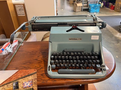 Lot 1024 - Imperial 70 typewriter with soft cover