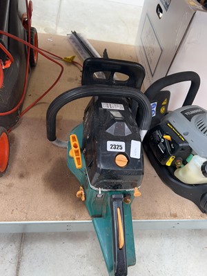 Lot 2325 - Petrol chainsaw