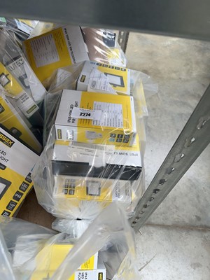 Lot 2274 - Bag containing a large qty of various size LED...