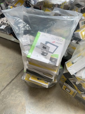 Lot 2277 - Bag containing a large qty of various size LED...