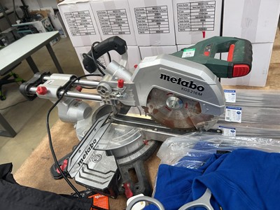 Lot 2346 - Metabo KGS 216 M 240v miter saw