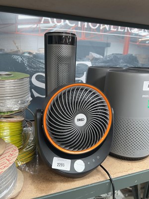 Lot 2295 - Dreo table top fan/air purifier together with...