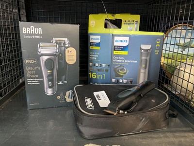 Lot 1058 - Braun Series 9 Pro Plus shaving tool, 2...