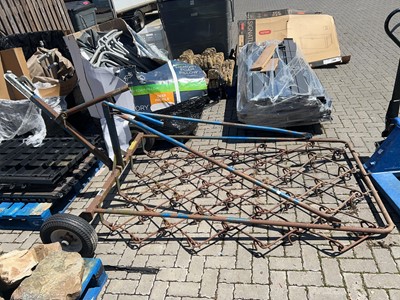 Lot 2321 - 2 wheeled Port Agric tow along harrow