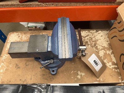 Lot 4661 - Engineers bench vice