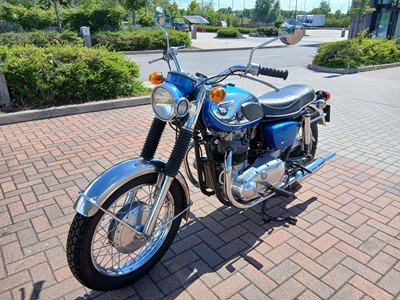 Lot (GVU 278D) Restored 1966 Kawasaki W1-650...