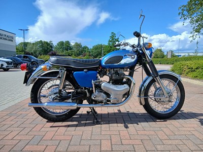 Lot (GVU 278D) Restored 1966 Kawasaki W1-650...
