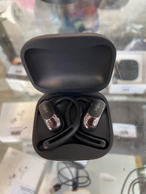 Lot 1572 - Cased pair of Shokz Open Fit Air running...