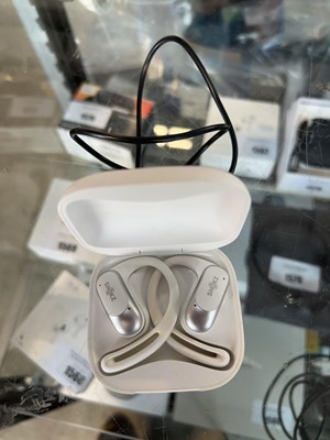 Lot 1574 - Cased pair of Shokz Open Fit Air running...