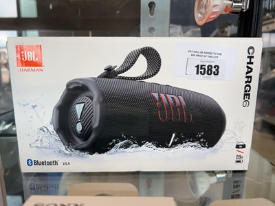 Lot 1583 - Boxed JBL Charge 6 portable bluetooth speaker