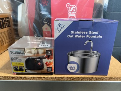 Lot 1564 - Stainless steel cat water fountain and tower...