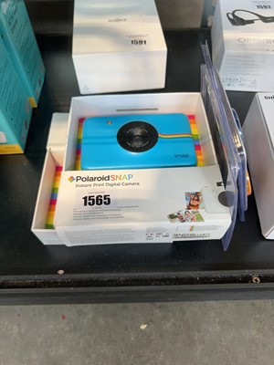 Lot 1565 - 2 Polaroid Snap instant print digital cameras...