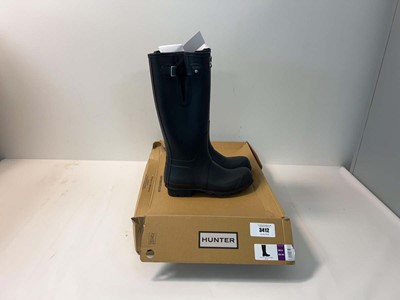 Lot 3412 - Hunter Wellington boots (UK9) Black