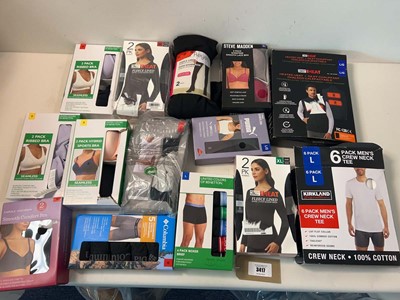 Lot 3417 - Adults accessories, underwear Columbia, Puma,...