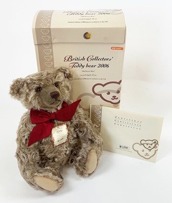 Lot A 2006 boxed limited edition Steiff British...