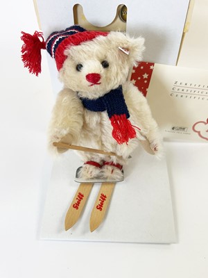Lot A 2004 boxed limited edition Steiff 'Teddy...