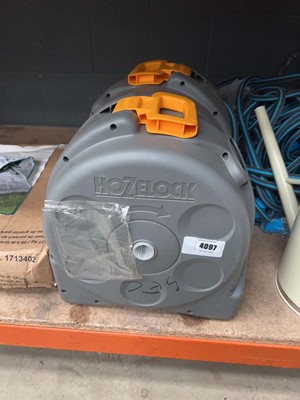 Lot 4097 - 2 Hozelock hose reels