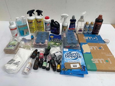 Lot 3529 - Essential oils, laundry capsules, Air...