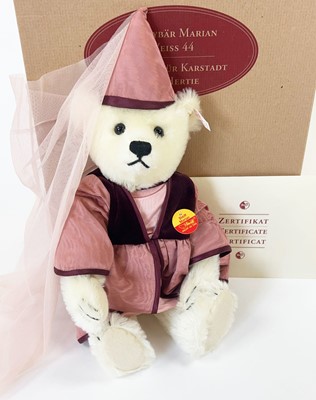 Lot A 1997 boxed limited edition Steiff 'Teddy...