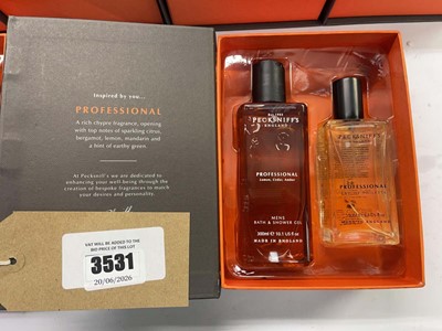 Lot 12 Pecksniff's Professional Lemon, Cedar &...