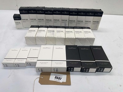 Lot Selection of The Scent Reserve and The Essence...