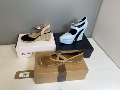 Lot 3x Boxed pairs of shoes to include Lamoda UK6,...