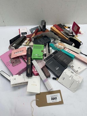 Lot Selection of sample fragrances and testers