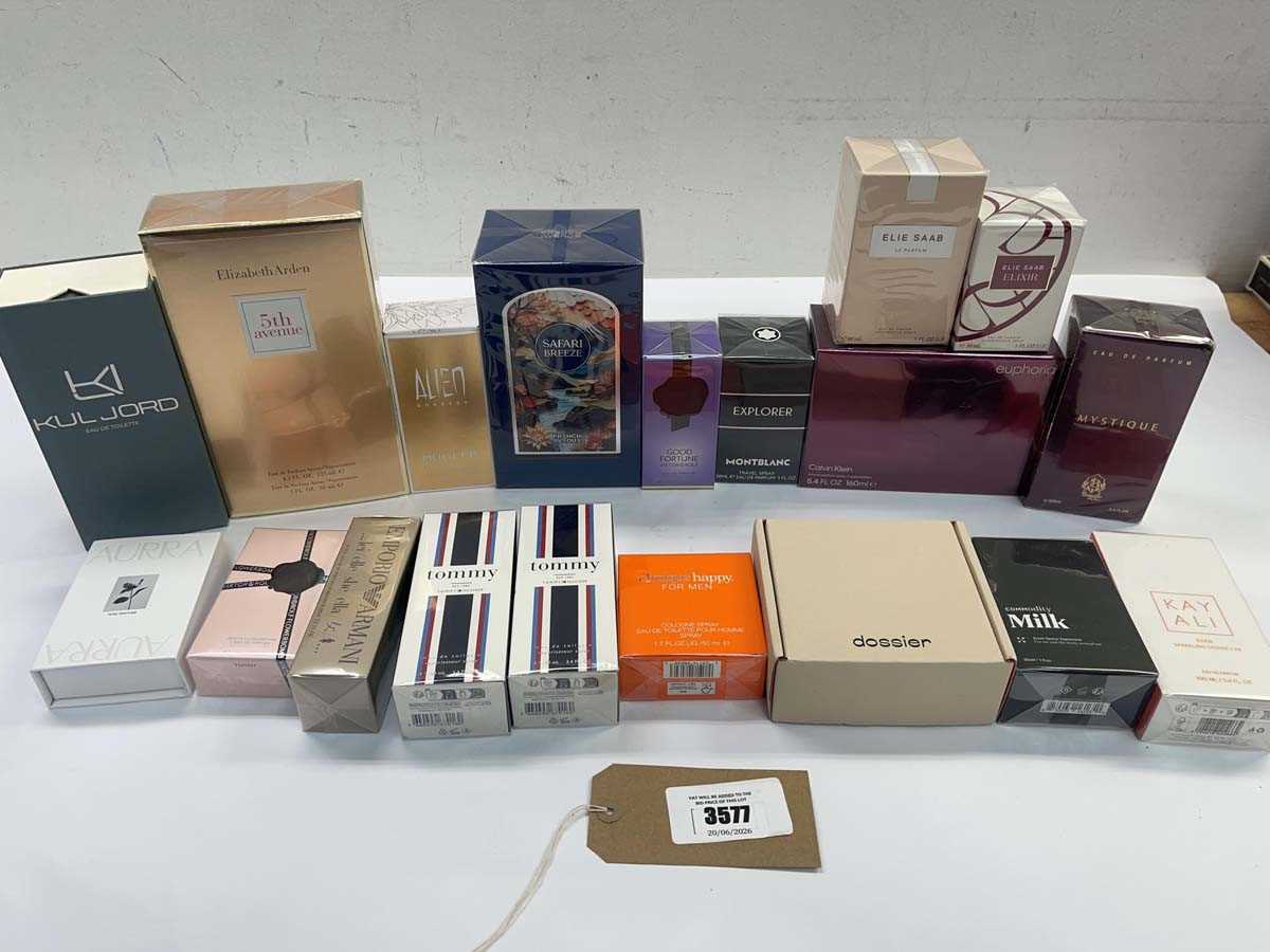 Lot 18 fragrances including Aurra, Elizabeth Arden,...