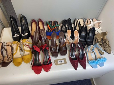 Lot 16x Pairs of High Heels to include Pull & Bear,...