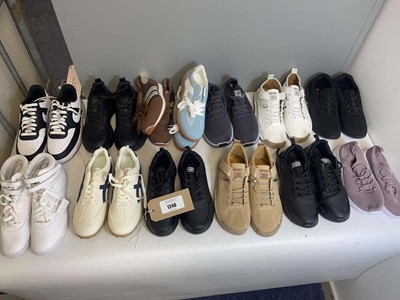 Lot 13x Pairs of trainers to include Nike, Reebok,...