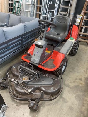 Lot 4457 - Husqvarna Proflex 21 petrol ride on lawn mower...