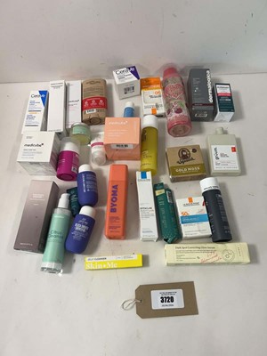 Lot 3720 - Branded skin care to include Medicube,...