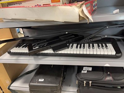 Lot 2327 - Casio Tone CTS195 keyboard on a stand
