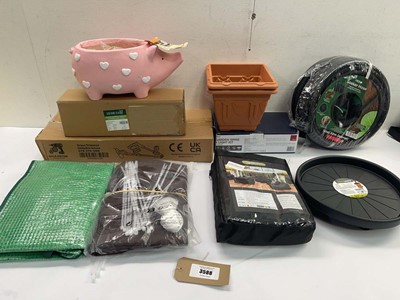 Lot 3588 - Soaker hose, Grass trimmer, Herb planer tray,...