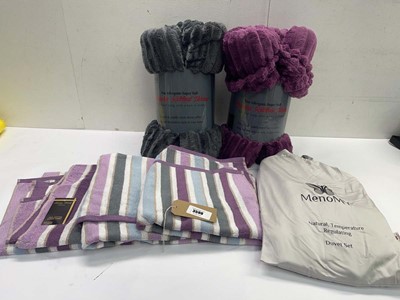 Lot 3590 - MenoMY double duvet set, 2 large throws and...