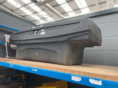Lot 4579 - Heavy duty storage box