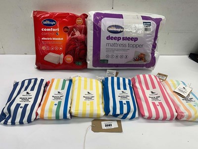 Lot 3592 - 6 Dock & Bay quick dry towels, Silentnight...