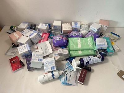 Lot 3726 - Mixed medical related items