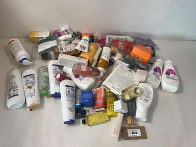 Lot 3729 - Mixed skin care items
