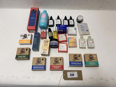 Lot 3739 - Mixed branded products to include Dr Squatch etc
