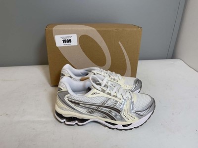 Lot Asics UK3.5 gel-kayano 14 trainers in white -...