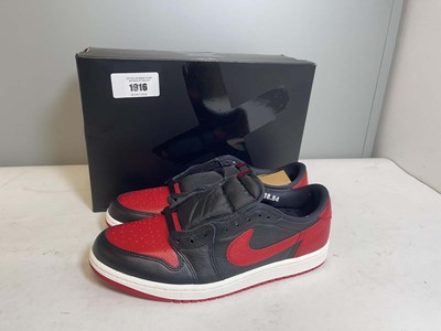 Lot Nike UK10 air jordan 1 retro low og trainers...