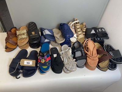 Lot 18x Pairs of sandals to include River Island,...