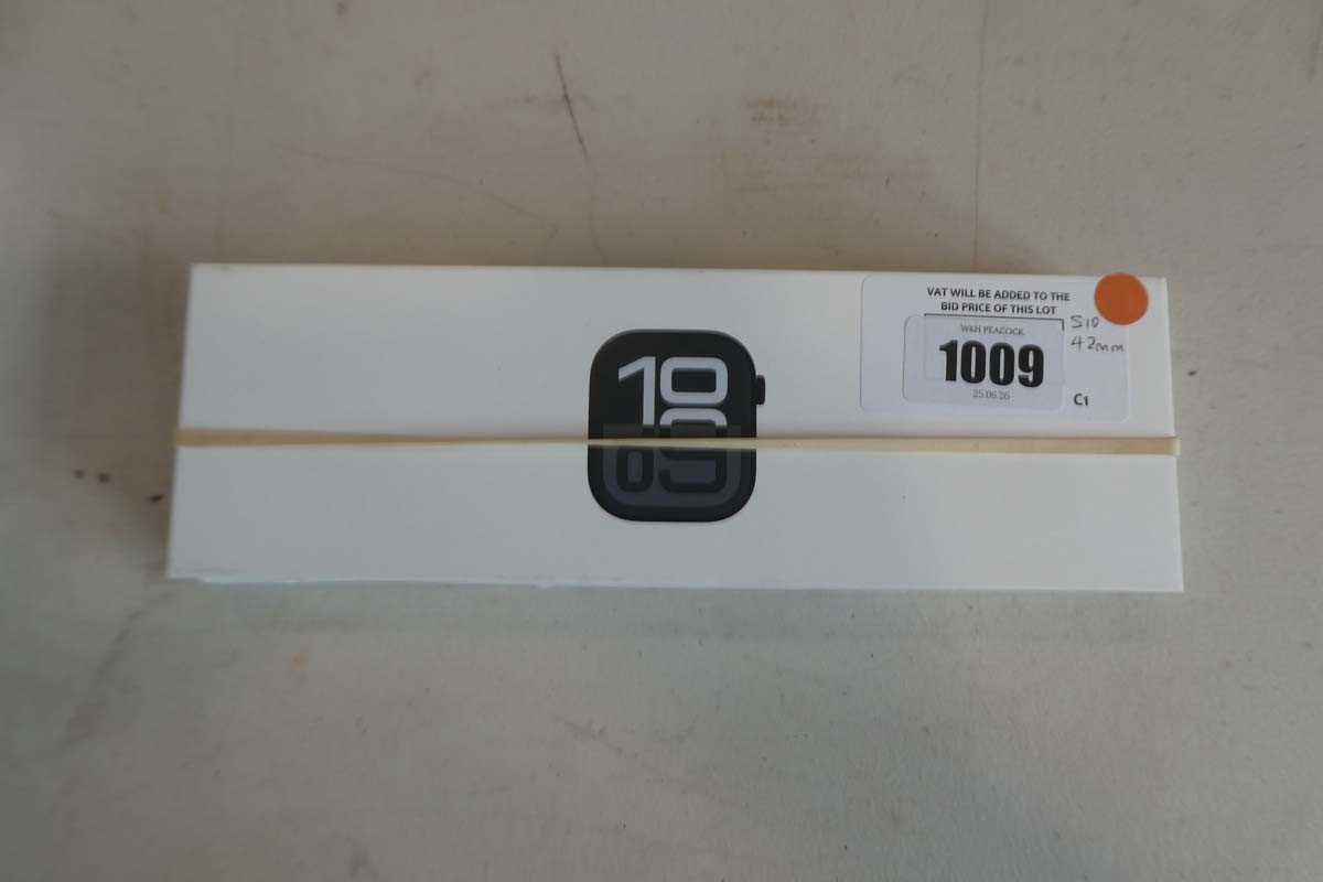 Lot 1009 - Apple Watch Series 10, 42mm, Jet Black...