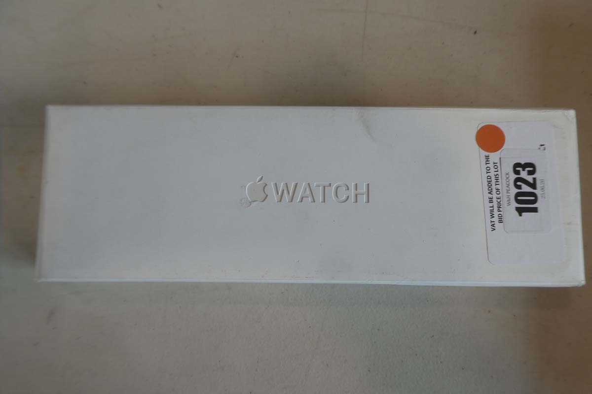Lot 1023 - Apple Watch Series 10, 46mm, Slate Titanium...