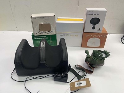 Lot 3642 - Wax heater, LED beauty mask, Cupping massage...