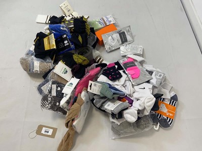 Lot 3743 - Mixed paired socks