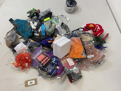 Lot 3744 - Various accessories